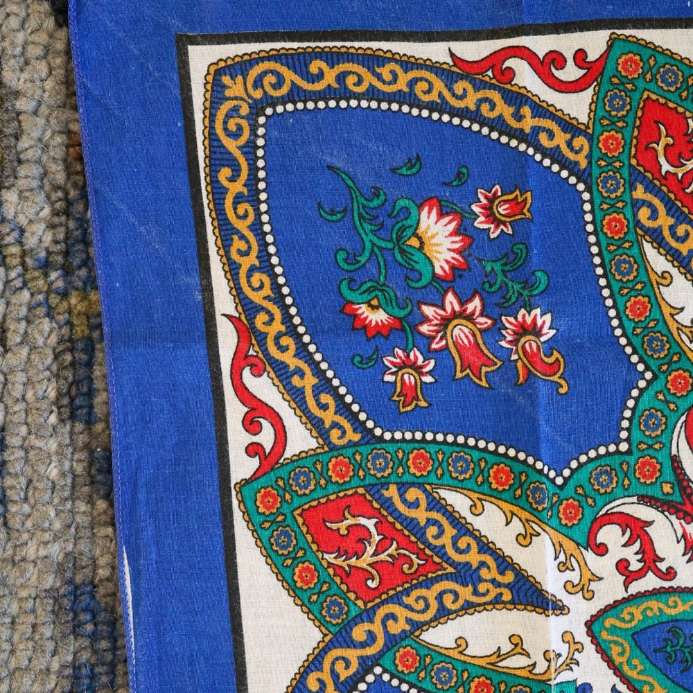 Vintage Hannah Andersson Floral Bandana Scarf - Picture 5 of 5